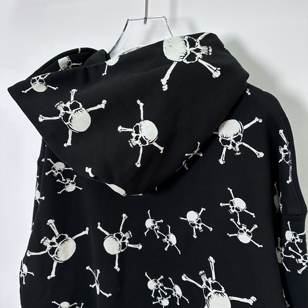 ブランドパーカー着用イメージ